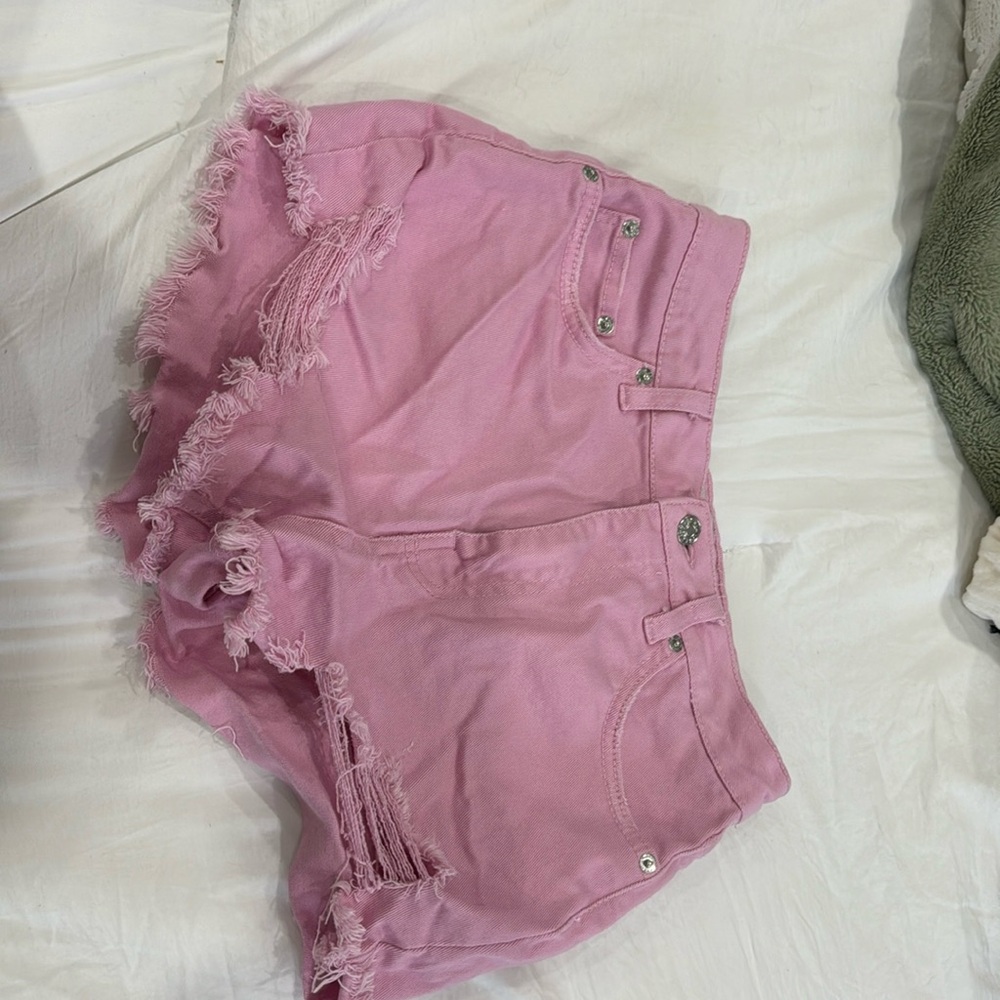 Cute pink jean shorts